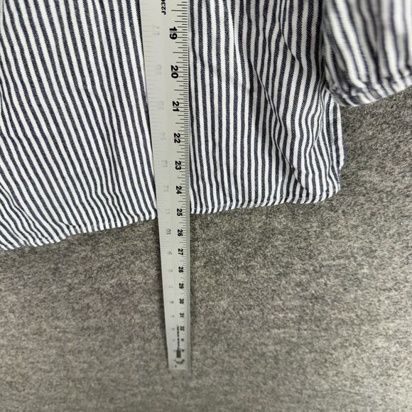 Old Navy The Tunic Shirt Women M Medium Gray Striped V-Neck Tasseled Long Sleeve - Picture 6 of 7